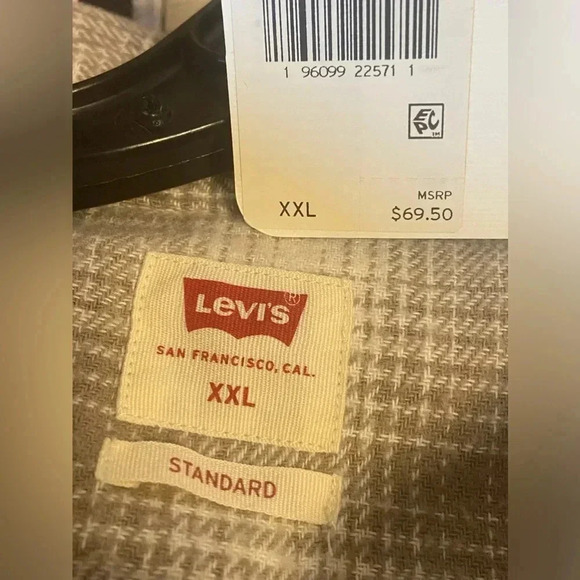 Levi’s relaxed fit snap button down flannel shirt in size XXL - Picture 6 of 6